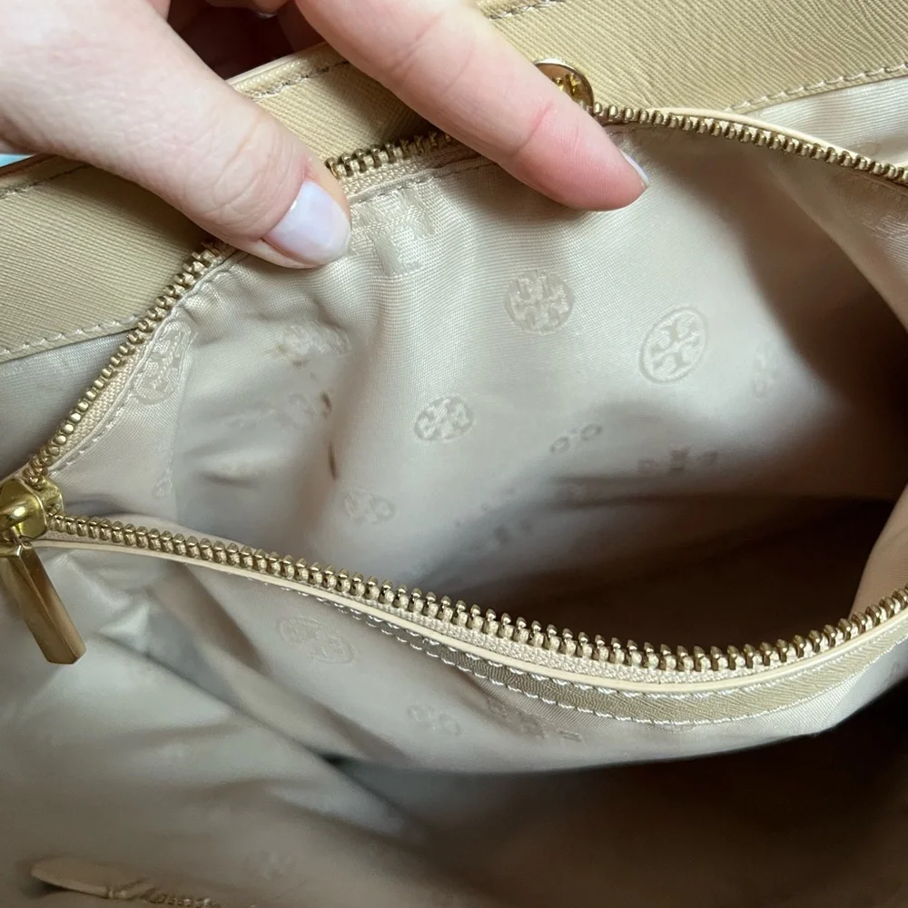 Tory Burch Purse - Picture 8 of 12
